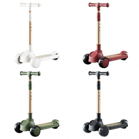 Самокат со звуком и светом 69256