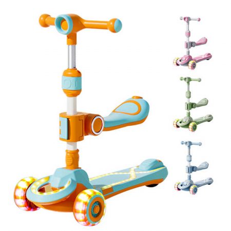 Самокат со звуком и светом 66010