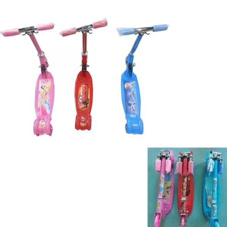 Скутер с героями 50546